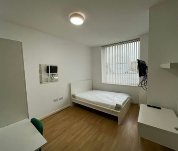 Studio flat to rent on - Photo 1