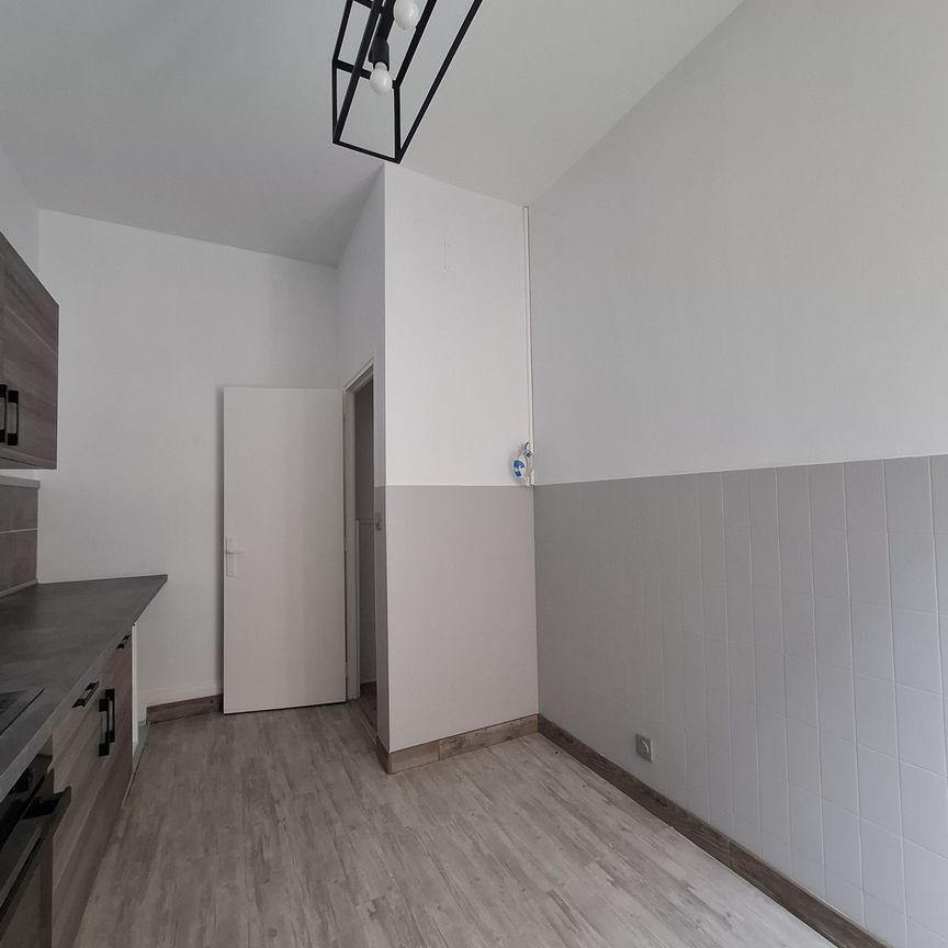 Location Appartement 1 pièce 30m² VICHY 03200 - Photo 1