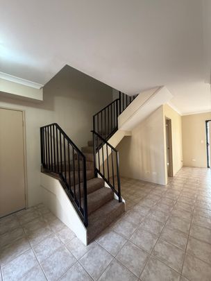 3-Bedroom Townhouse in a Central Location - Photo 1