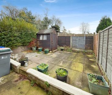 3 bedroom semi-detached house to rent - Photo 3