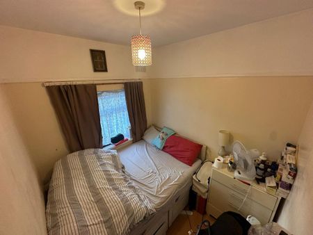 3 bedroom terraced house to rent - Photo 5
