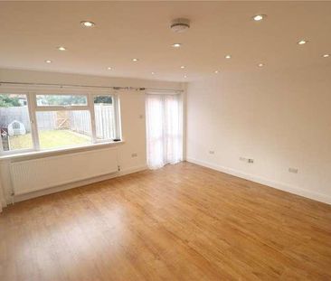 Torbridge Close, Edgware, HA8 - Photo 1