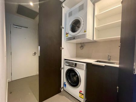 Luxury North Facing Three Bedroom with Two Car Space at Waterfall for Rent - Photo 4