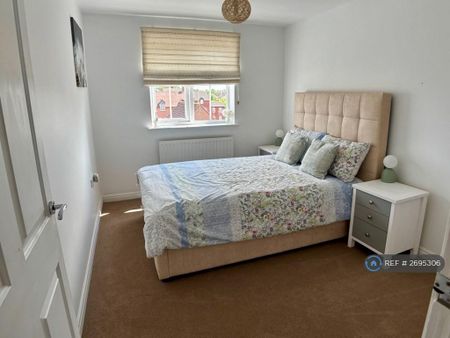 2 bedroom flat to rent - Photo 4