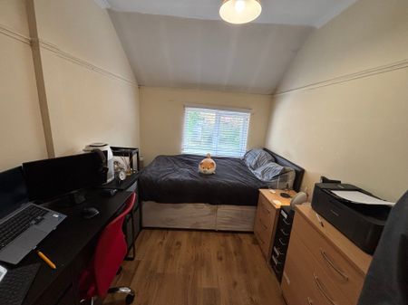 73 Selly Hill Road - Photo 4