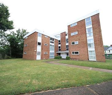 Avalon Close, Enfield, EN2 - Photo 4