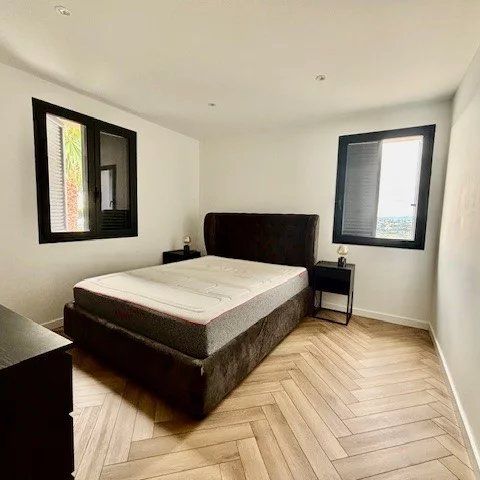 NICE OUEST - MAISON 3 PIECES MEUBLE- PARKINGS - Photo 1