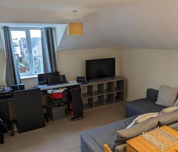 2 bedroom flat to rent - Photo 6