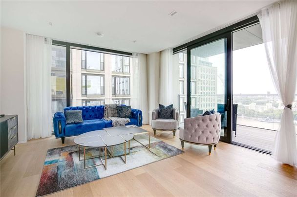 This 2 bed apartment is situated on the 22nd floor showcasing amazing views, and close to Waterloo Station. - Photo 1