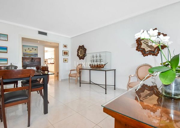 Stunning 4-Bedroom Mediterranean Flat with Sea Views in Marina Botafoc, Ibiza