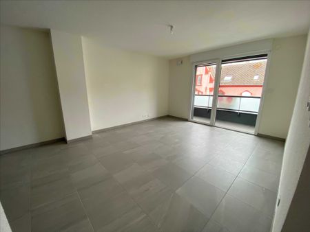 Location Appartement 62.78 M² SAINT-LOUIS 770 € - Photo 2