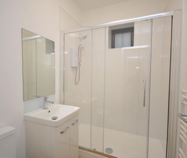 1 bedroom ground floor flat to rent - Photo 3