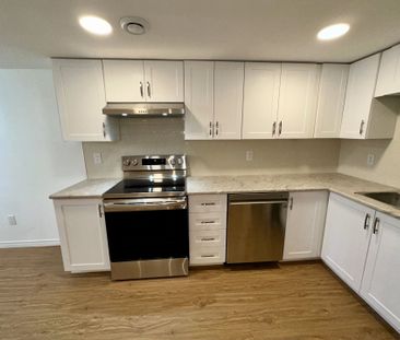 For Lease - 300 Dalehurst Drive Unit# B, Tanglewood - Grenfell Glen... - Photo 3