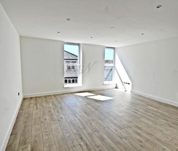 Market Place, Basingstoke, RG21 - Photo 2