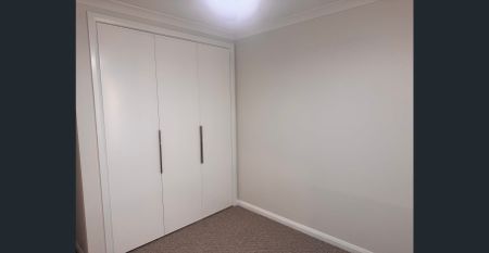 Three Bedroom Home Located In Pinnacle Estate - Photo 3