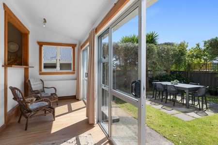 57 Gover Street, New Plymouth - Photo 4