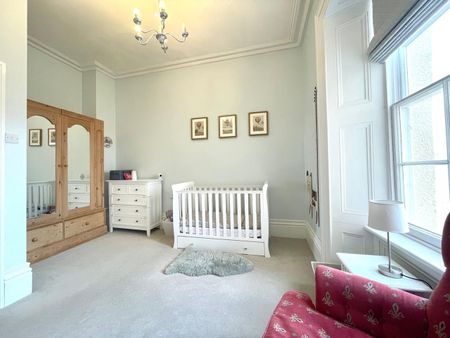 2 Bed Maisonette, Oakfield Road, BS8 - Photo 3