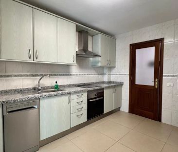 Piso de alquiler en Calle Alonso Quintero, Vegueta - Photo 3