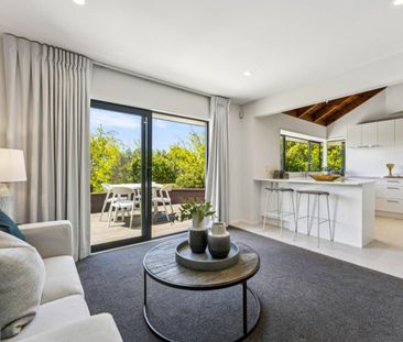 North Facing Family Home with Stunning Views - Photo 1