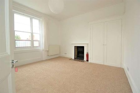 Surbiton, KT6 - Photo 3