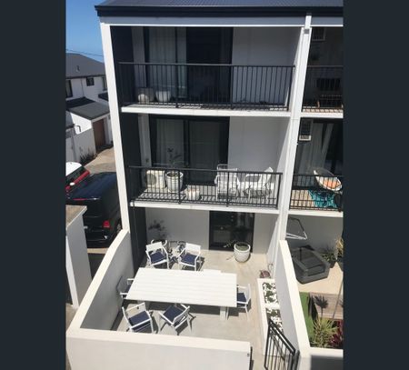 5/81 Frederick Street, Merewether, NSW 2291 - Photo 4