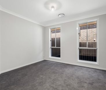 Family Friendly Living! - Photo 2