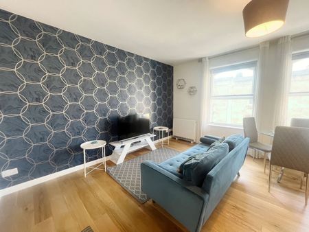 1 Bedroom Home – Medium Let - Photo 4