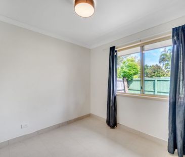 Low-Set & Low-Maintenance Living - Photo 3