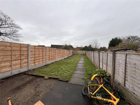 2 bedroom terraced house to rent - Photo 4