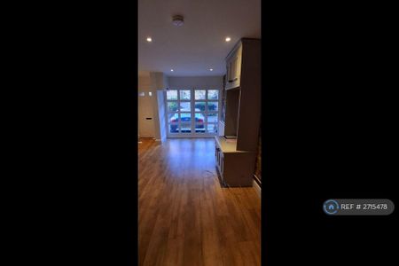 2 bedroom terraced house to rent - Photo 2