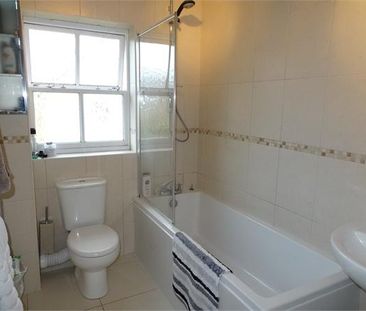 2 bedroom semi-detached house to rent - Photo 5