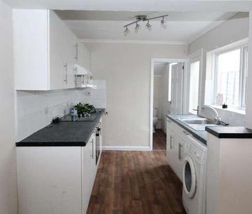 Balmoral Road, Gillingham, ME7 - Photo 1