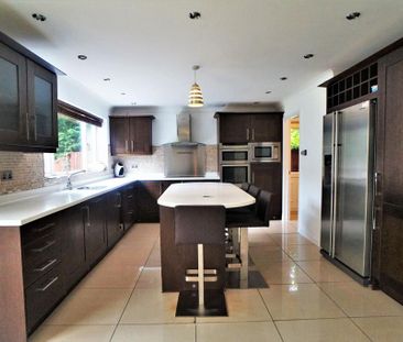4 bedroom detached house to rent - Photo 6