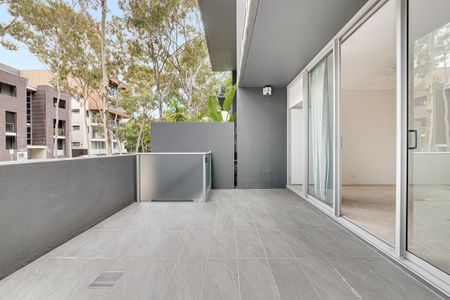 Stylish One-Bedroom Apartment with Study & Dual Outdoor Areas - Photo 4