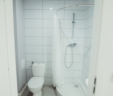 Katowice Dąbrówka Mała, ul. Strzelców Bytomskich - Photo 1