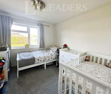 Catherine Close, Great Clacton, CO15 - Photo 2