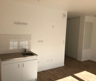 Location Appartement 1 pièce 28m² - Photo 1