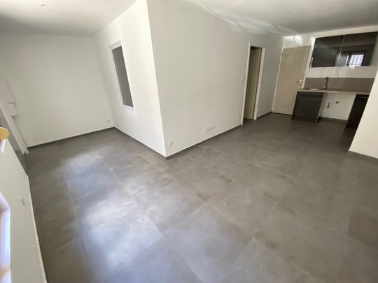 Appartement 2 pièces 44m² Nîmes centre - Photo 1