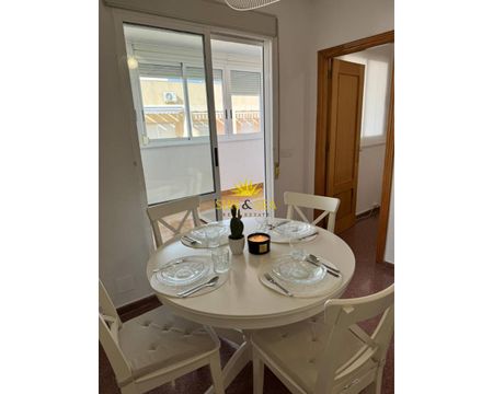 2 BEDROOM APARTMENT - TORREVIEJA - Photo 4