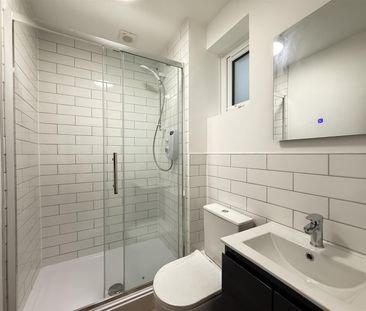 Flat A, 49 Holyhead Road - Photo 5