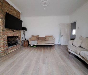 4 bedroom house to rent - Photo 1