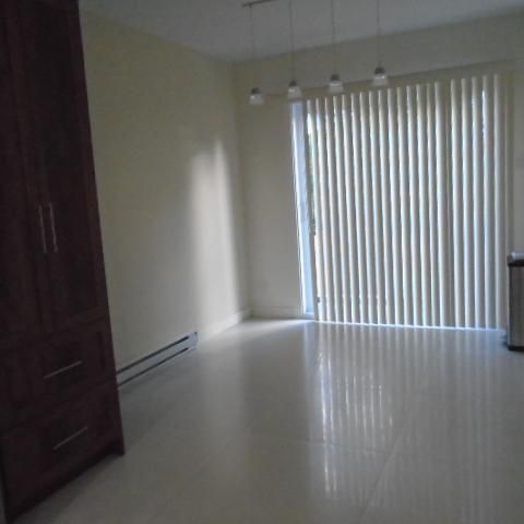 5 ½ Rénové Papineau 5 électros inc. Montréal LIBRE - Photo 1