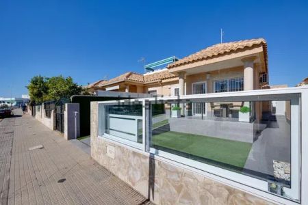 Alquiler de casa o chalet independiente en La Zenia - Photo 4