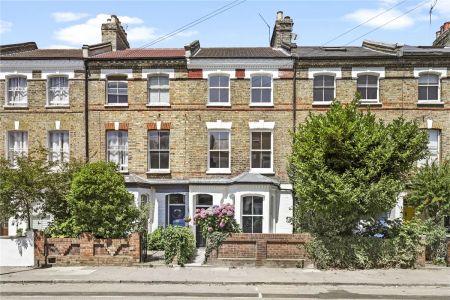 5 bedroom house in Holloway - Photo 2