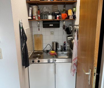 Nähe Stadtpark: Zentrale u. gepflegte 1-Zimmer-Dachgeschoss-Wohnung... - Photo 4