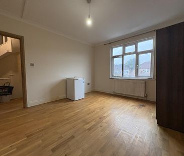 House share to rent - Photo 2