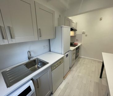 2 bedroom apartment to rent - Photo 6