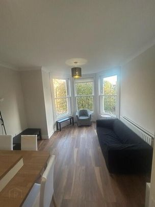 Apt 3, 41 Malone Road, Belfast, BT9 6RX - Photo 1