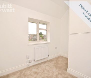 4 bedroom semi-detached house to rent - Photo 6