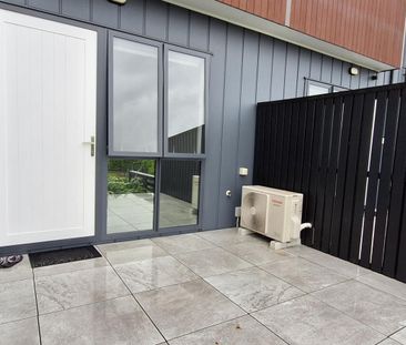 3-Bedroom Family Townhouse Flat Bush - Photo 3